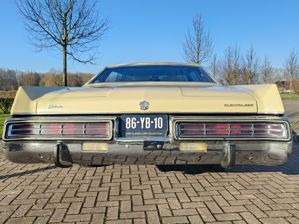 50366411-82.jpg