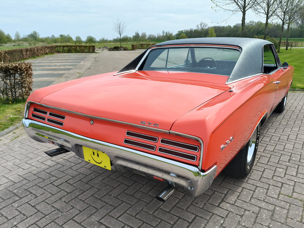 52757100-13.jpg