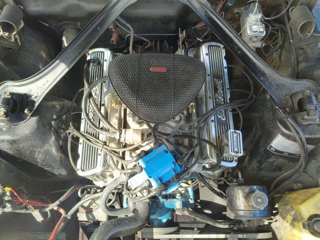 55124982-46.jpg